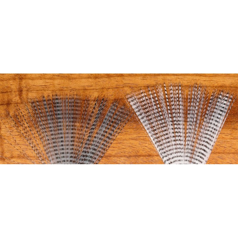 Hareline – Barred Mayfly Tail Lt Dun Black Barred
